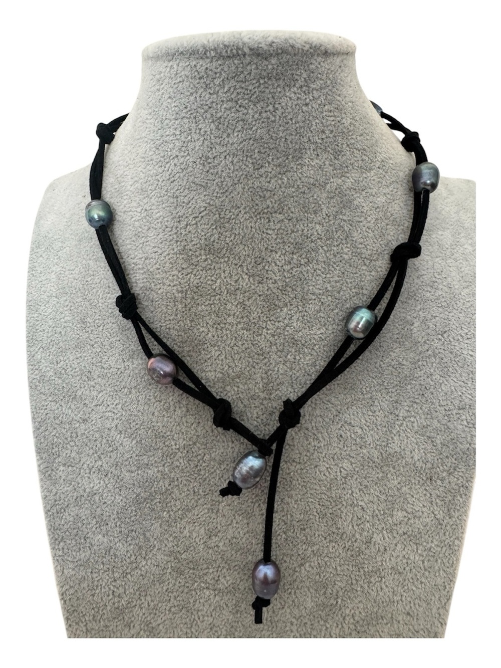Sundance Black Suede Lariat Necklace with Grey Pearls  NEW